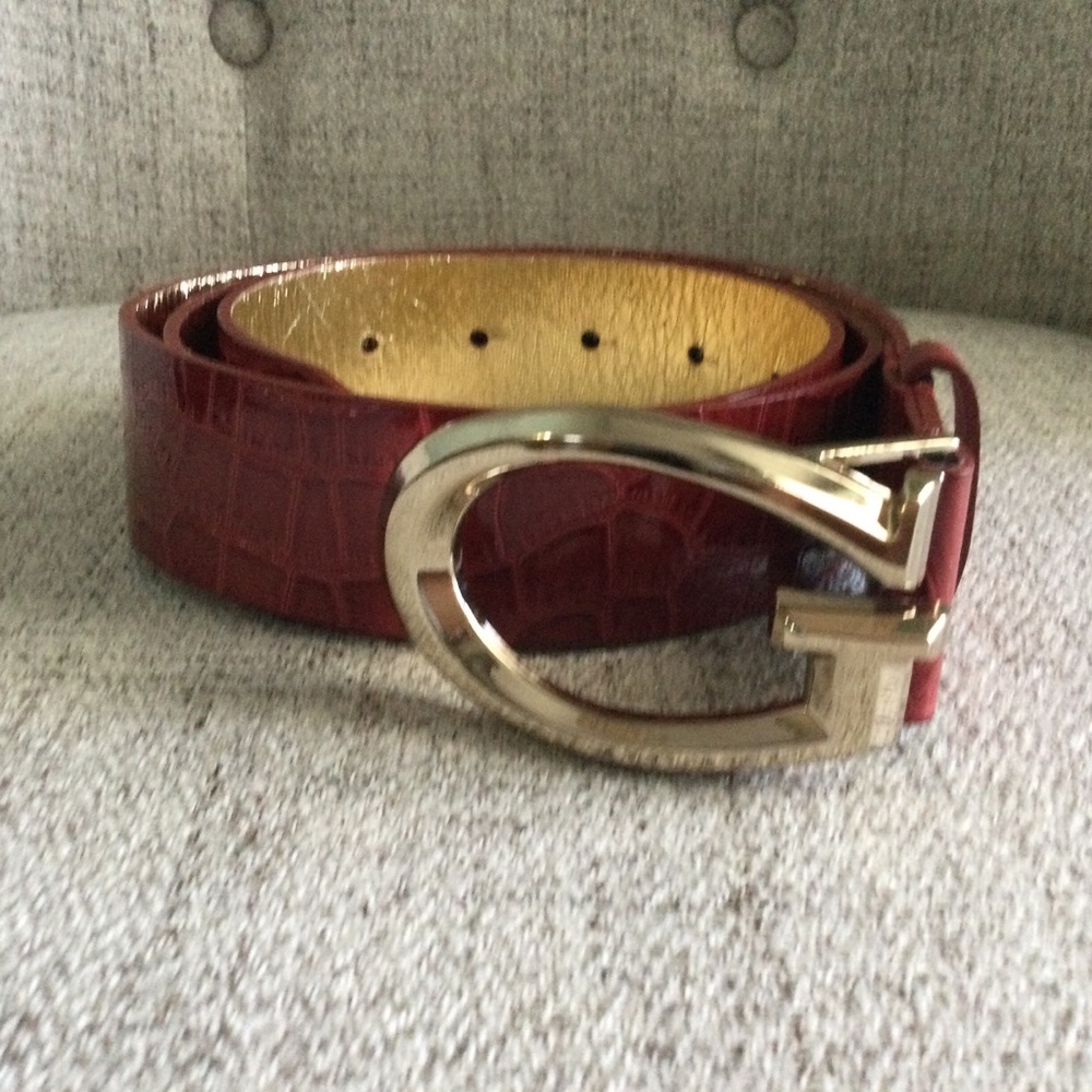 Guess Women’s Adjustable Red Skin Logo Belt